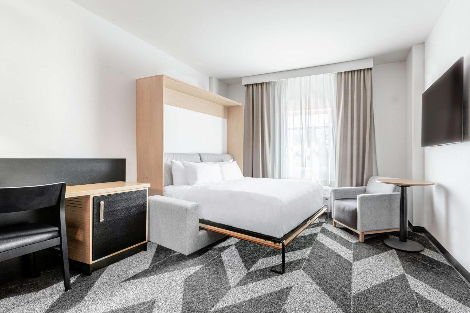 Doubletree By Hilton Quebec Resort Exteriör bild